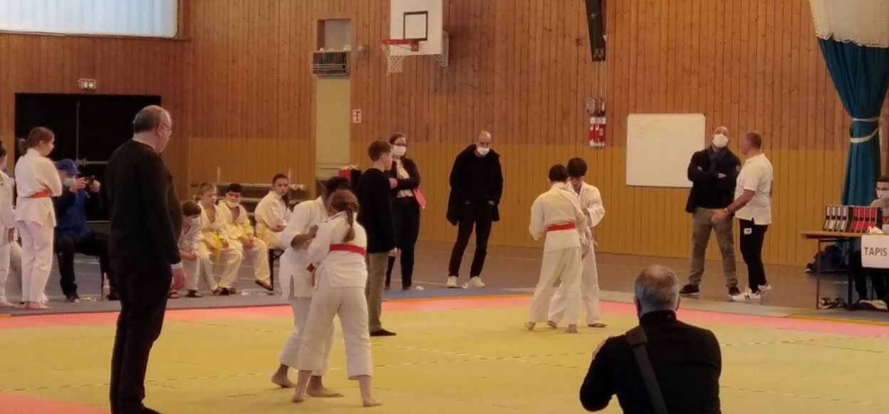 Photo Belle reussite pour le judo club de Guebwiller lors du 2 ème tour du district des 3 vallées5